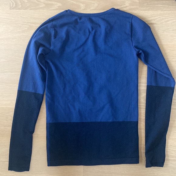 Athleta flurry colorblock base layer tip size xs - Picture 4 of 4